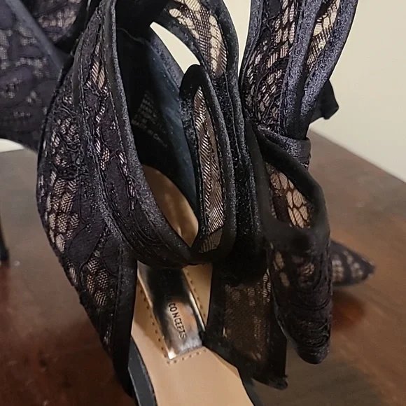 International Concept Black Lace stilettos - Picture 4 of 8